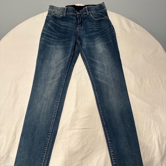 Coco + Carmen Women’s Pull-On Skinny Jeans Medium Wash Size M - Picture 1 of 6
